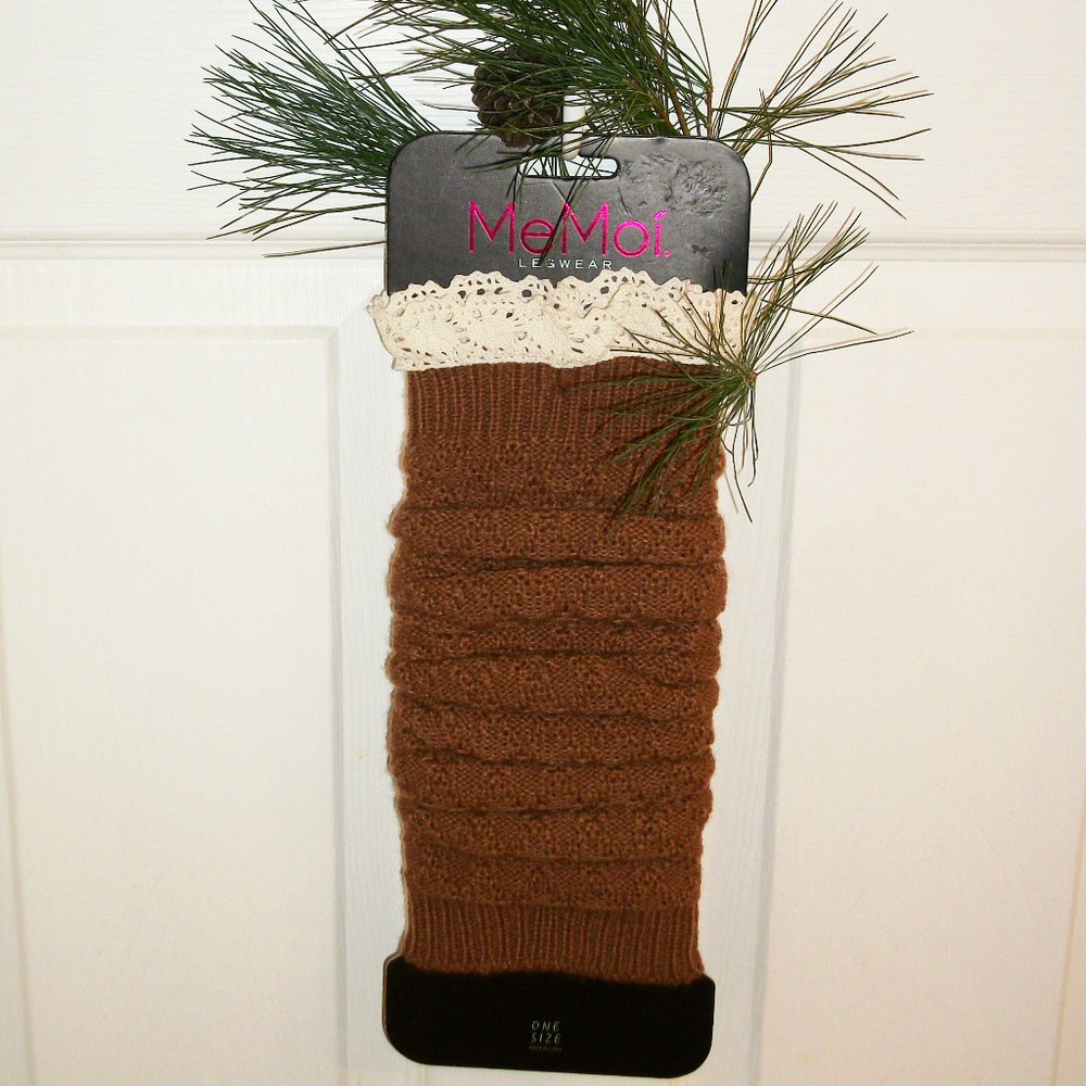MeMoi Legwear Leg Warmers Lace Trim NWT!